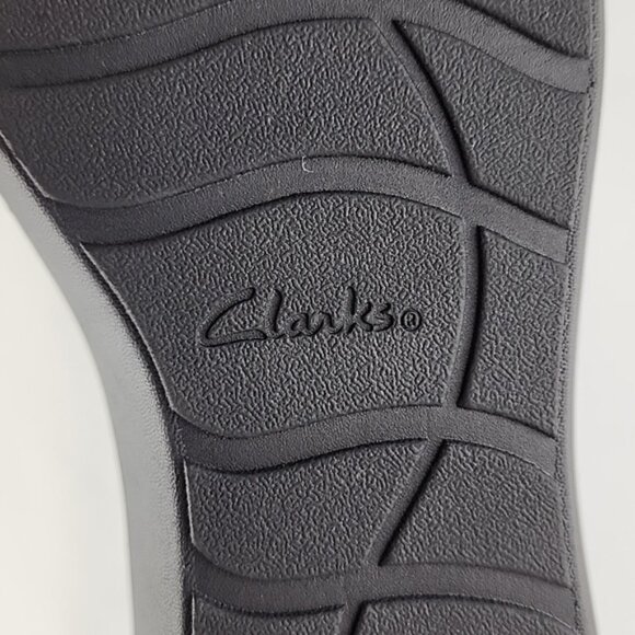 Clarks Kayleigh Black Slip On Flats Shoes Suede Lightweight Size 7.5M - Picture 13 of 14